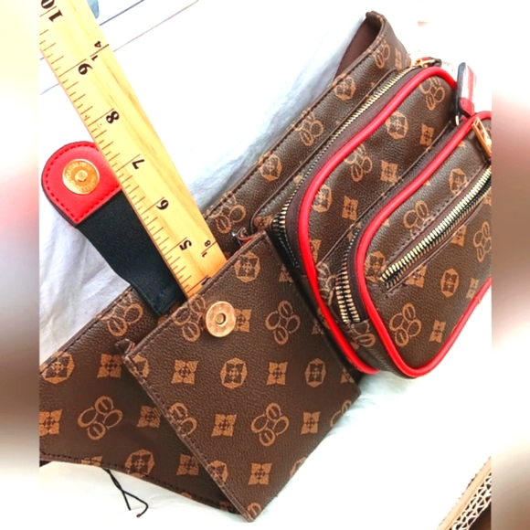 The SHOW STOPPER Fanny Pack - Picture 7 of 16